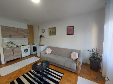 ODLIČNA GARSONJENA NA NOVOM NASELJU