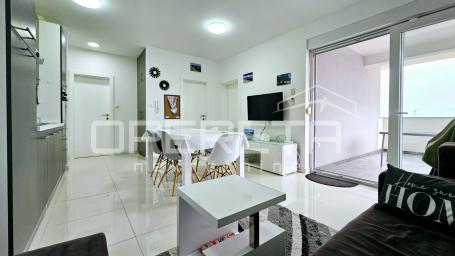 Novalja – dvosoban apartman 56 m² s pogledom na more