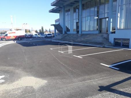 Poslovni objekat, 740m2, Mahala, Zeta