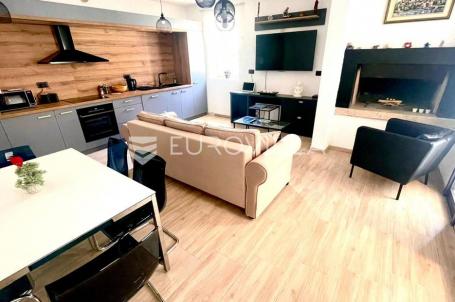 Istra, Kanfanar, uređen funkcionalan jednosoban stan 90 m² u prizemlju