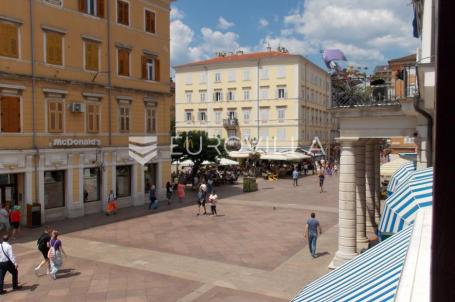 Rijeka, centar, stan na traženoj lokaciji u Rijeci, 126 m², investicijski potencijal