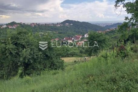 Zagreb, Mikulići, građevinsko zemljište 1564 m², jedinstven pogled