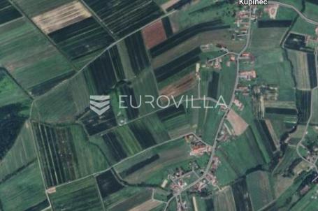 Zagreb okolica, Kupinec, građevinsko zemljište s projektom 2000 m²