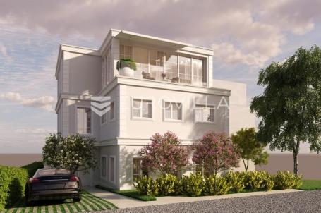 Šalata, Srebrnjak, luksuzan trosoban penthouse