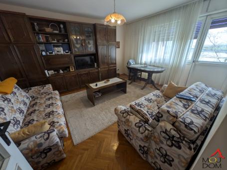 NOVI SAD - KEJ - TROSOBAN STAN - 71 m2 - 257,500€