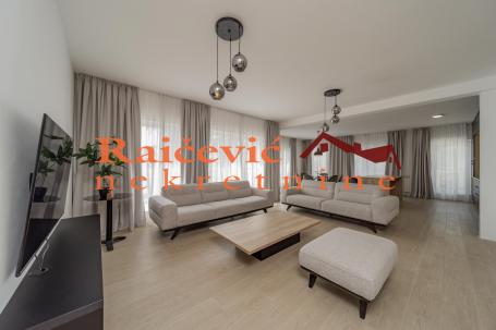 SAVSKI VENAC DEDINJE 145m2 , 2T ,650000e