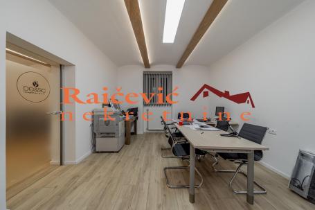 STARI GRAD DORCOL 84m2 , 198240e