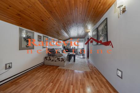 ZEMUN KALVARIJA 125m2 , T ,219000e