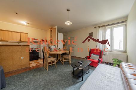 VOZDOVAC VOZDOVAC 71m2 , T ,185000e