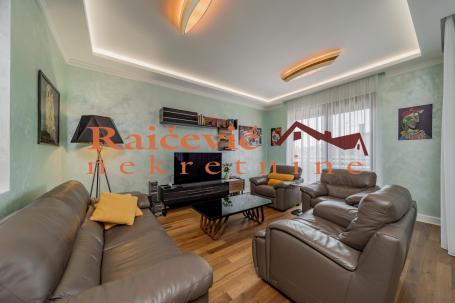 ZEMUN PREGREVICA 102m2 , T ,500000e
