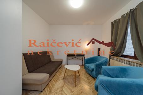 STARI GRAD CENTAR 36m2 , 135000e