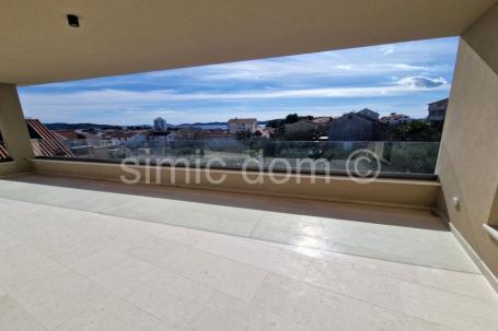 Penthouse stan s pogledom na more, prodaja, Vodice