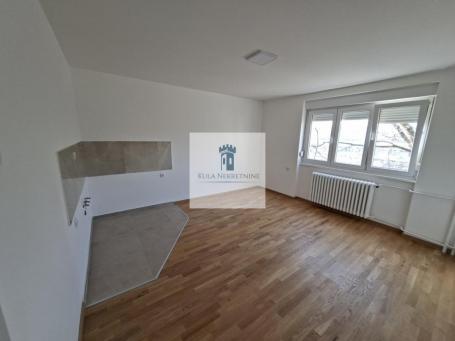 Renoviran dvoiposoban stan kod Sajma!