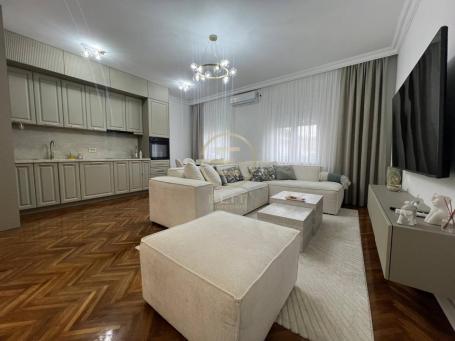 Novi Sad Centar 236.000 € Stan Prodaja