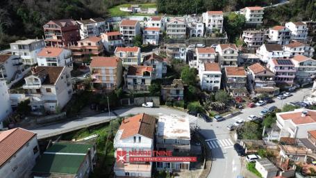Prodaja kuće- odlična investicija za porodičnu oazu ili kao investicija, Budva 