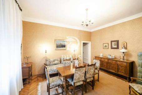 Prostran salonski stan od 103m² u srcu Beograda, Svetozara Radića