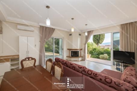 Apartments for sale – Three-Bedroom Sea View Apartment, Djenovici, Herceg Novi
