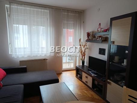 Novi Sad, Petrovaradin, Okrugićeva, 4.0, 82m2, 170000EUR