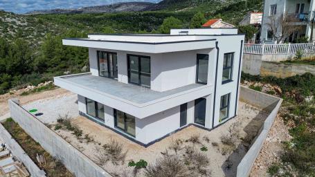 Prodaja, moderna kuća s pogledom na more, Seget