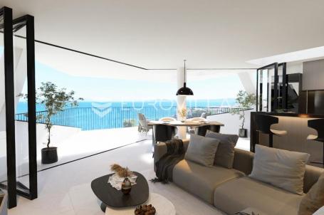 Okrug Gornji, luksuzni penthouse s krovnom terasom