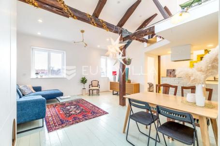 Zagreb, Marulićev trg, moderan trosoban stan 72 m² s balkonom