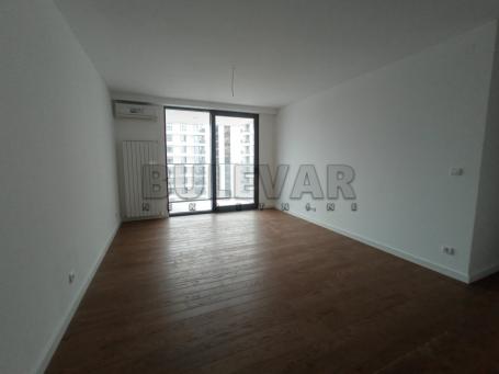 Izdaje se neuseljavan poslovni prostor u novom kompleksu Planet Residence, 76m2
