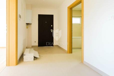 Moderan apartman u novogradnji, Dugo Selo
