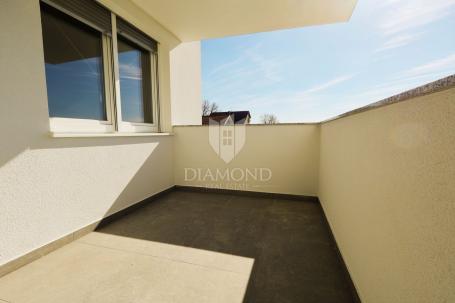 Moderan apartman u novogradnji, Dugo Selo
