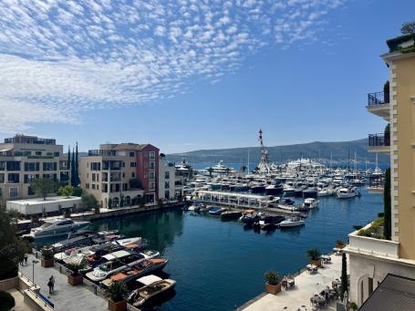 Prodaja, Stan, 131m2 , Porto Montenegro
