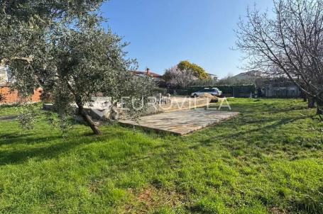 Istra, Šišan, građevinsko zemljište 507 m²