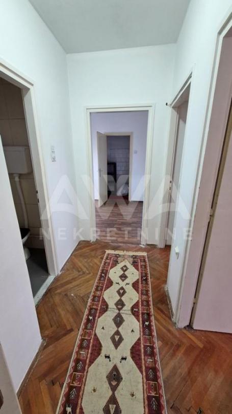 Sombor – stan 57m² u prizemlju, blizu bolnice, sa garažom