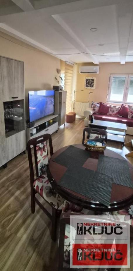 CENTAR-STARI GRAD, 52m2, Dvoiposoban-Duplex, Namešten