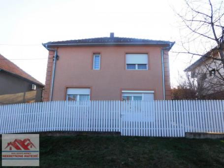 KUĆA BRESNICA 140M2+ 4 ARA–180.000 E