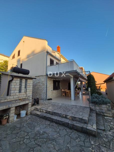 BIOGRAD, SVETI FILIP I JAKOV - Kvalitetna prostrana kuća