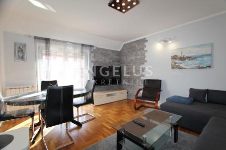 Zagreb - Dugave  Lijep trosoban stan 54 m2 