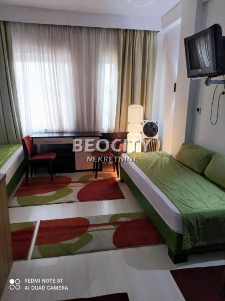 Novi Sad, Novo Naselje, Bulevar Jovana Dučića, 0.5, 24m2, 300EUR