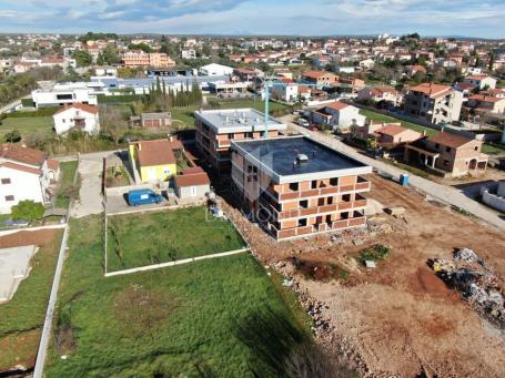 Novogradnja u okolici Pule - dvosoban stan s terasom i parkirnim mjestom