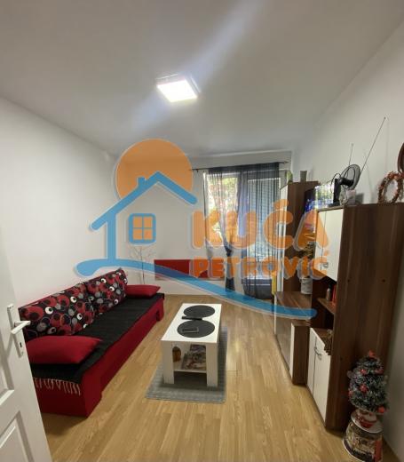 Izdaje se odličan jednoiposoban stan na Paliluli, 45m2