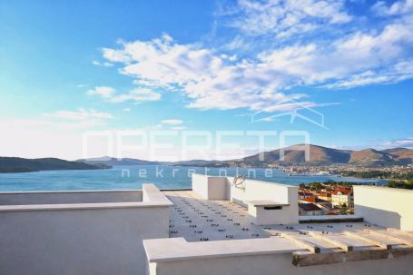 Penthouse - s panoramskim pogledom na more – Okrug Gornji/Čiovo