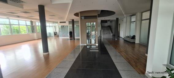 STARA PAZOVA NOVA PAZOVA 4300m2 , 3100000e