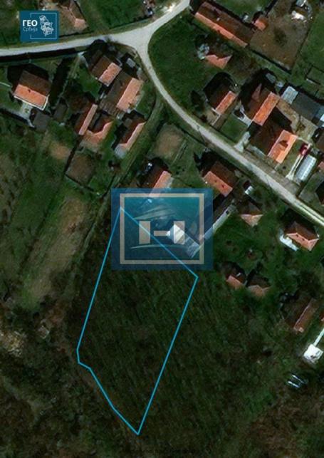 Plac 23 ara odlična prilika samo 11000 eura