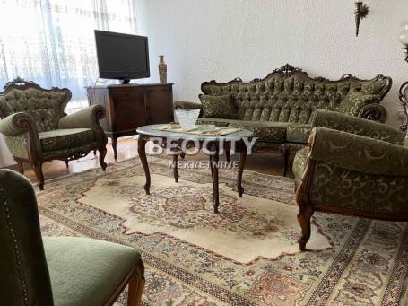 Novi Sad, Sajam, Bulevar Kralja Petra , 3.0, 78m2, 600EUR Pet friendly