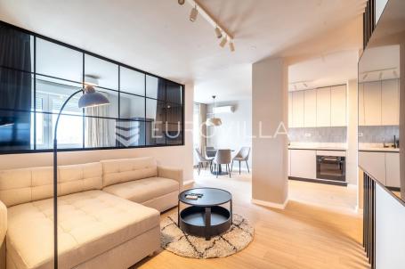 Zagreb, Jarun, Našička, prekrasan novo uređeni trosoban stan, 66 m²