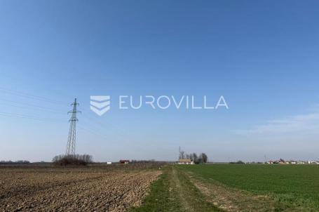 Đakovo, Industrijska zona, zemljište s pripremom za solarnu elektranu