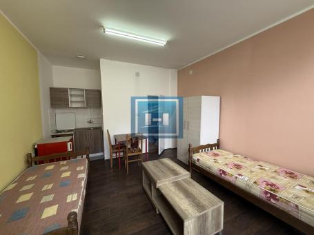 Smeštaj za radnike – nameštene stambene jedinice oko 30 m² sa kupatilom