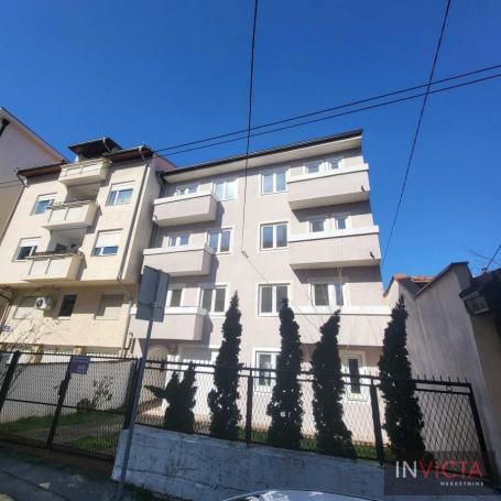 Kod Bogoslovije-stambena zgrada-6 stambenih jedinica