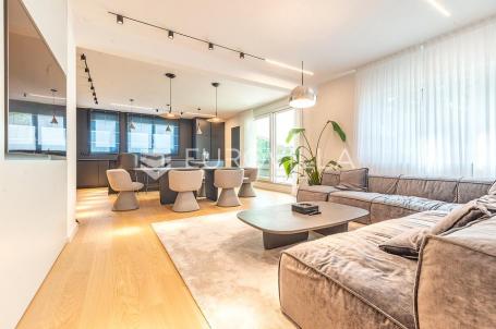 Zagreb, Srebrnjak, luksuzan trosoban stan 151,63 m², garaža parking