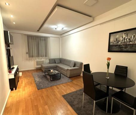 Jednosoban namješten stan, 60m2, Stari aerodrom, Podgorica