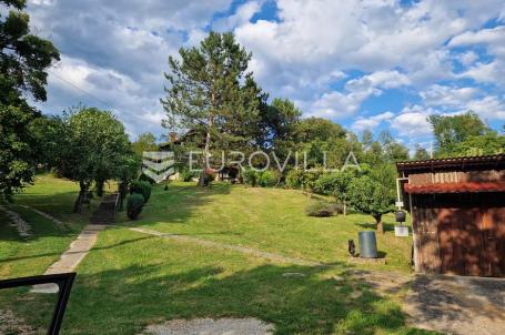 Laduč, drvena kuća 183 m² na zemljištu 5.064 m²