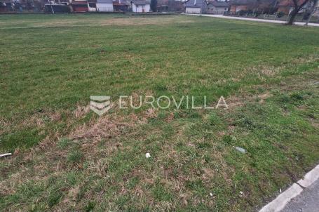 Duga Resa, građevinsko zemljište 3154 m², višestambeno, odlična lokacija